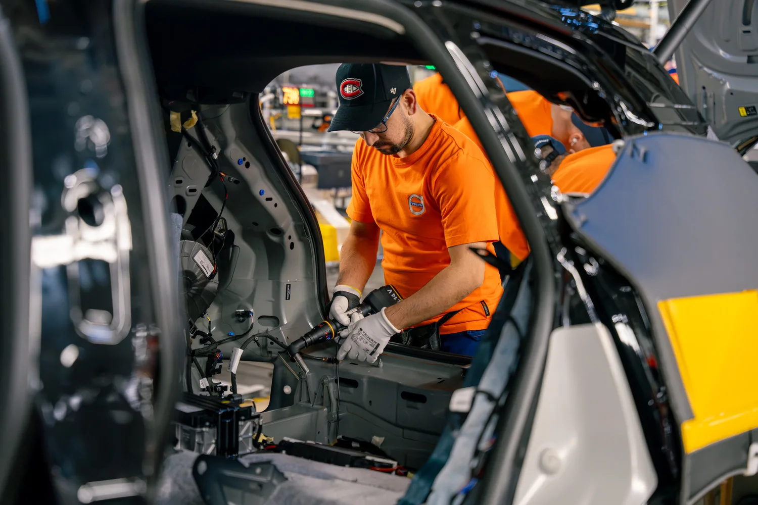 The Billion Dollar Manufacturing Investment Behind Volvo’s New Fully Electric EX60