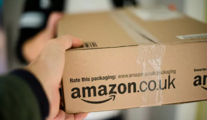 Amazon Launches Same-Day Pick-up Services in the UK
