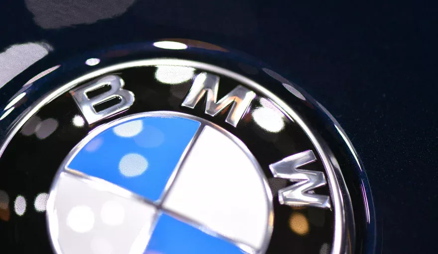 BMW Post Fourth Quarter Profit Gain on 3-Series