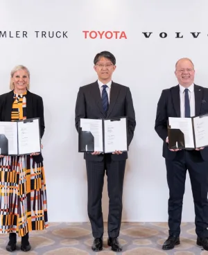 Toyota, Daimler Truck and Volvo Group Expand cellcentric Fuel Cell Venture to Accelerate Hydrogen Transport