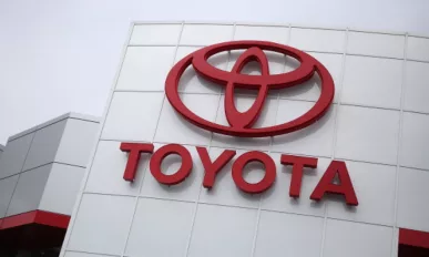 Toyota Global Sales Rise 2.8% in Tight Race vs VW